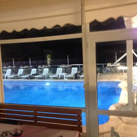 호텔 Ucem Golden Sea Altınoluk