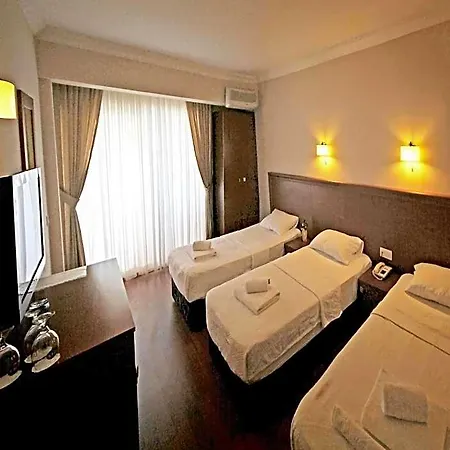 Ucem Golden Sea 2*