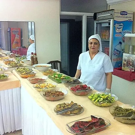 Hotel Ucem Golden Sea 2*