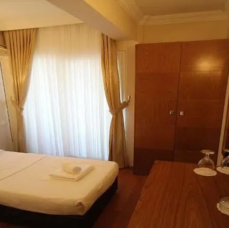 Ucem Golden Sea Hotel